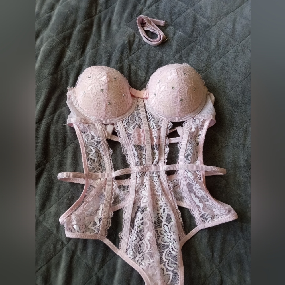 Sz small bnwt supersexy bodysuit - Picture 2 of 5